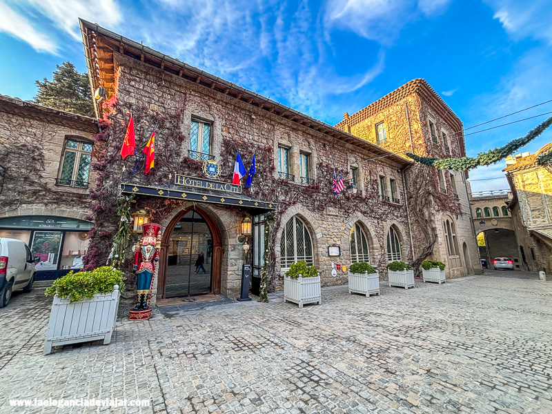 Hotel-de-la-cite-en-Carcassonne